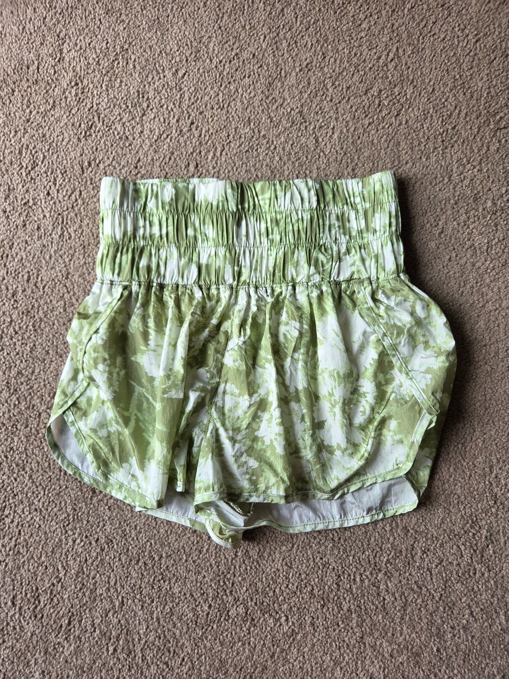 free people movement the way home green shorts high rise running shorts M